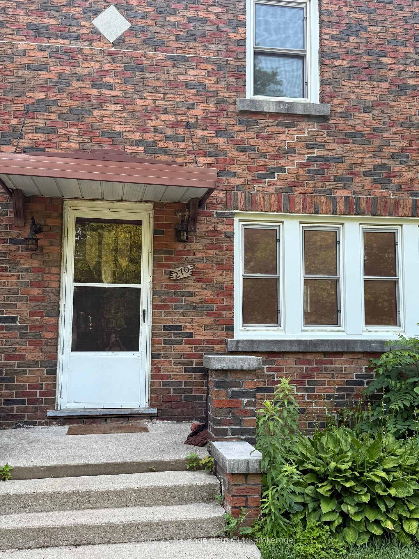 Property Photo: 270 Vansittart Avenue ON N4S 6G3