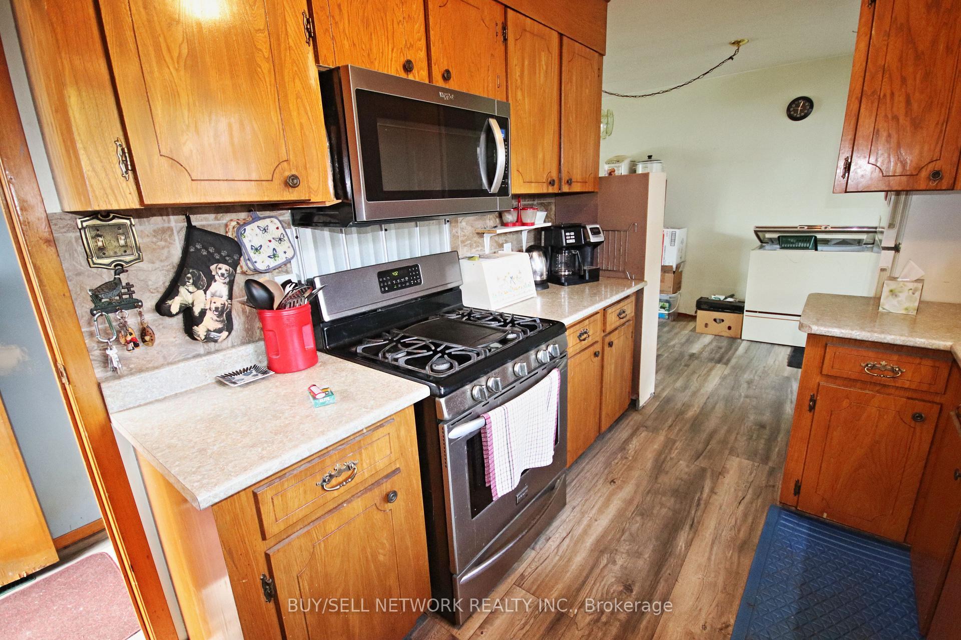 Property Photo:  9 Hemlock Street  ON K0L 1M0 