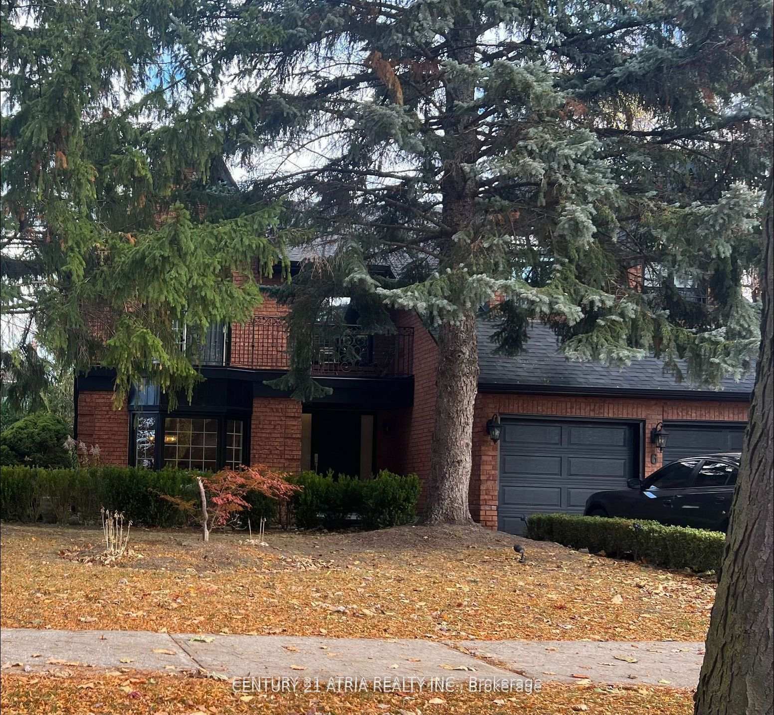 Property Photo: 6 Brandy Court ON M3B 3L3
