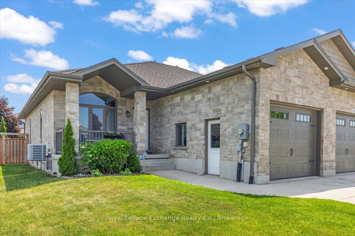 Property Photo: 313 Stickel Street ON N0H 2C1