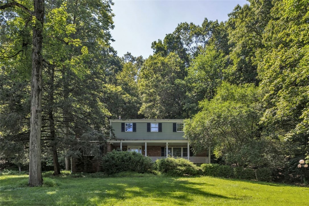 Property Photo: 4287 Trouthaven Dr PA 15668