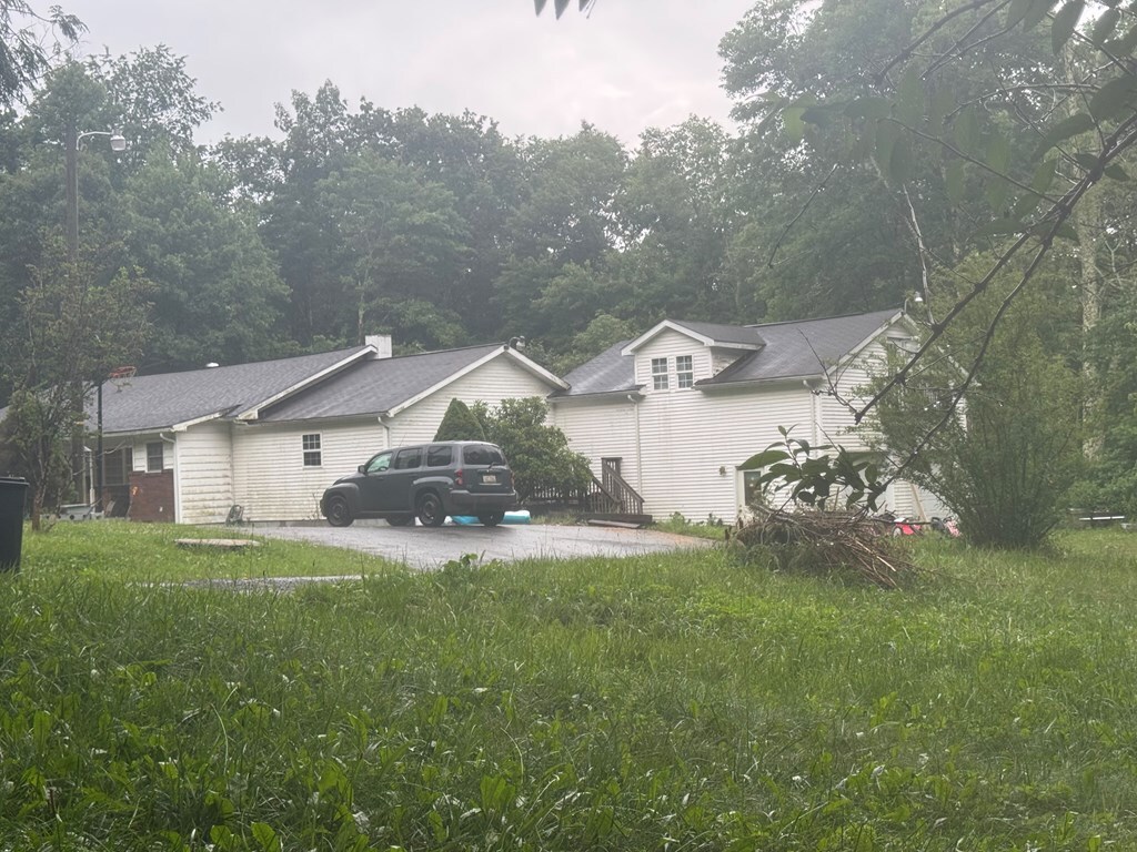 Property Photo: 430 Home Drive WV 25981