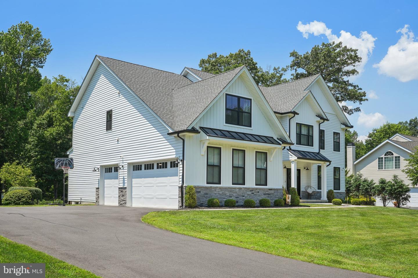 Property Photo:  5 Randolph Drive  NJ 08691 