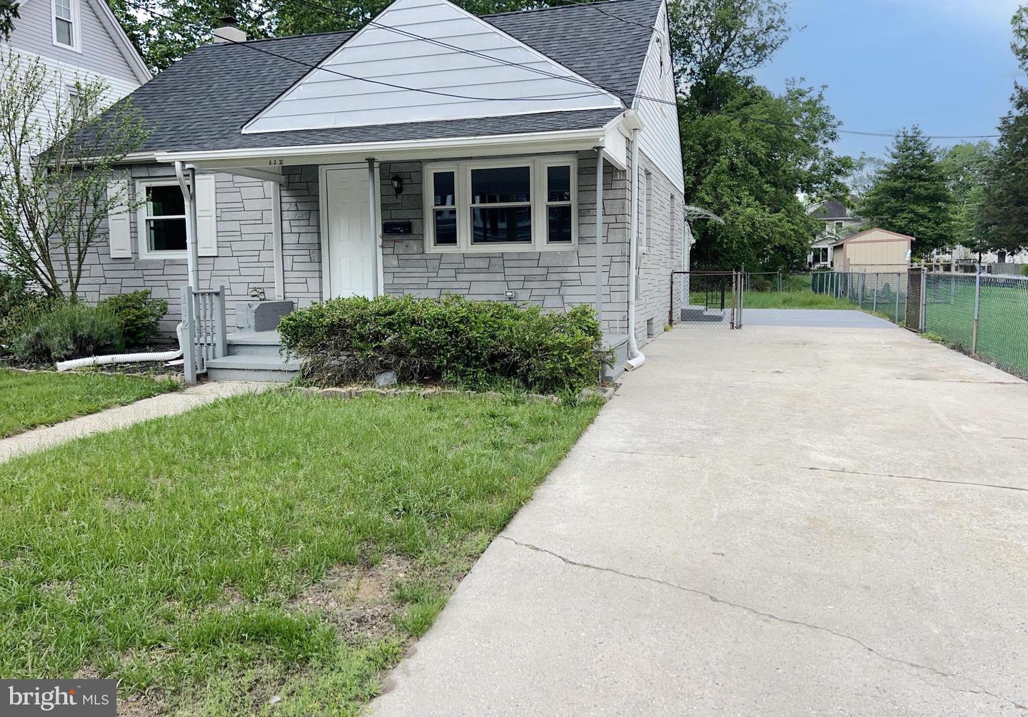 Property Photo: 112 E Central Avenue NJ 08032