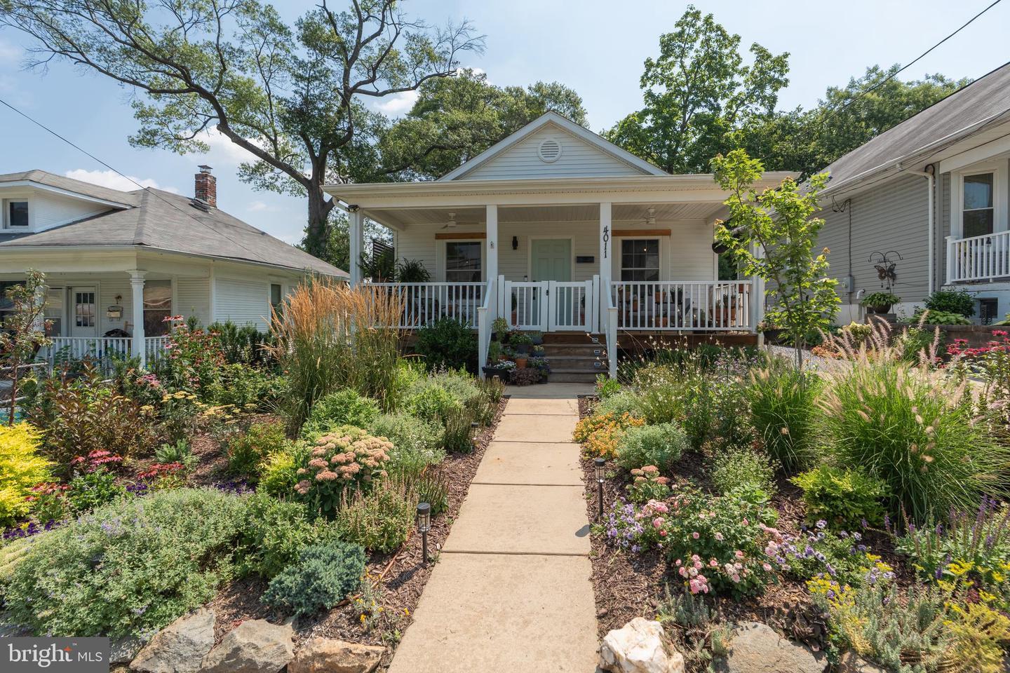 Property Photo: 4011 37th Street MD 20712