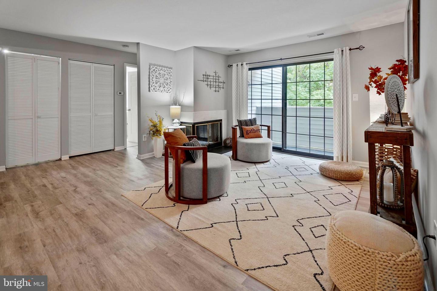 Property Photo: 1647 Carriage House Terr E MD 20904