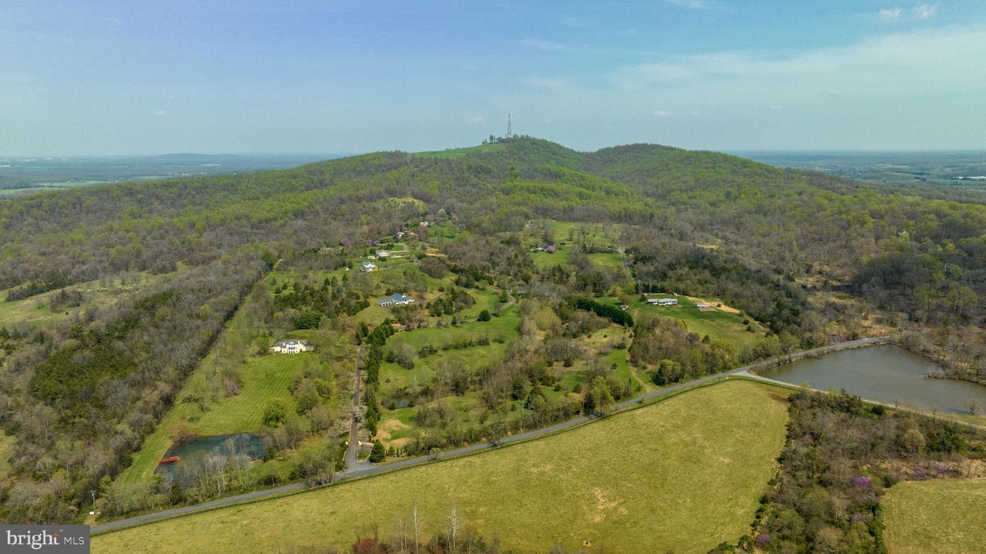 Property Photo:  Lot 7 Hawthorne Drive  VA 22733 