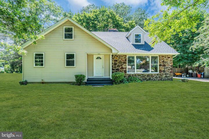 Property Photo: 211 Georgetown Wrightstown Road NJ 08562