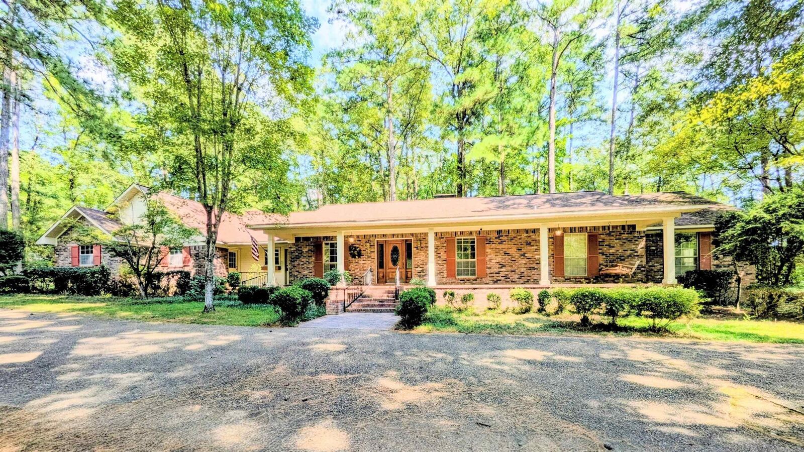 Property Photo:  125 Emerson Place  AR 71701 