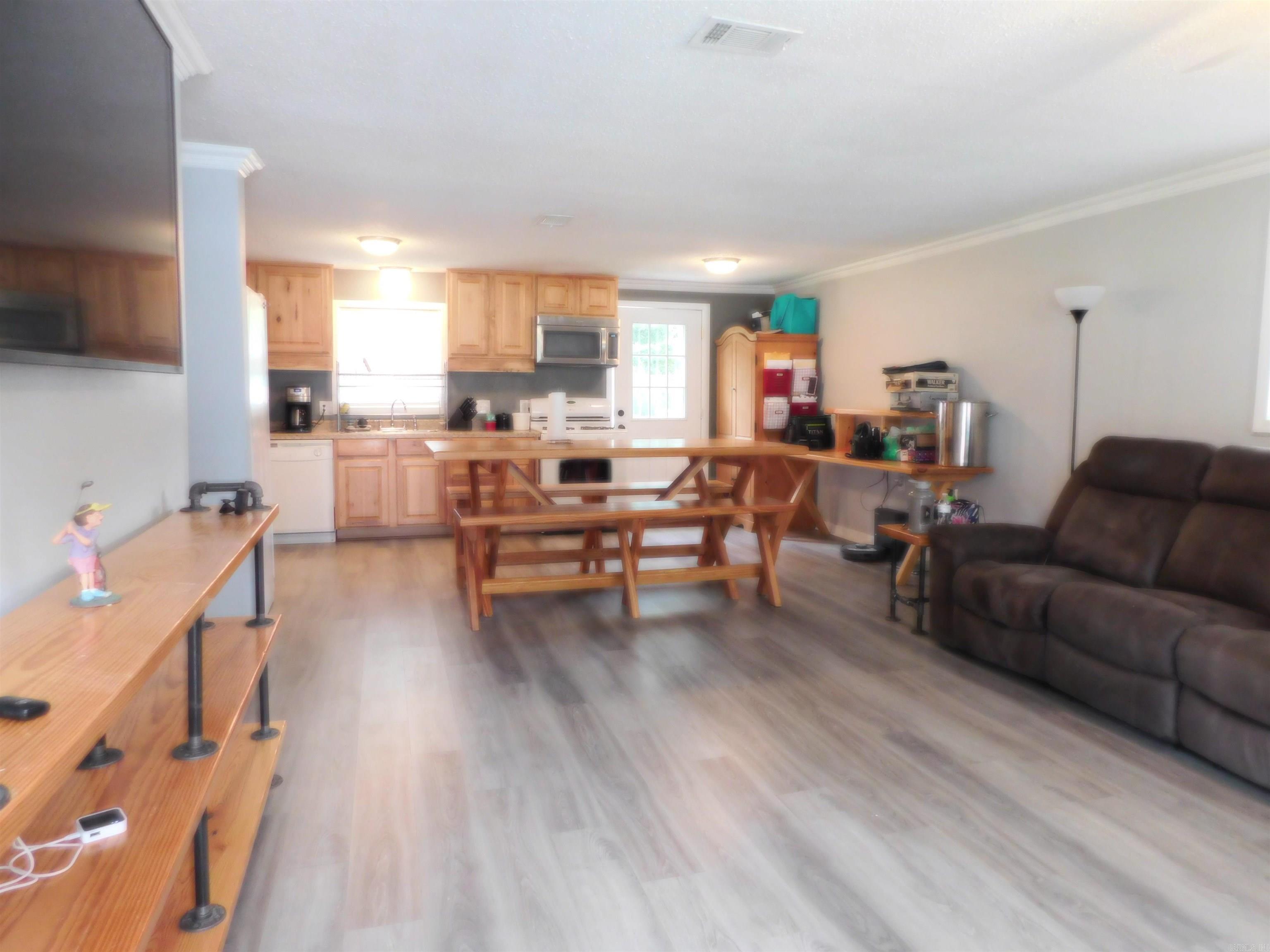 Property Photo:  203 Greenwood Avenue  AR 72120 