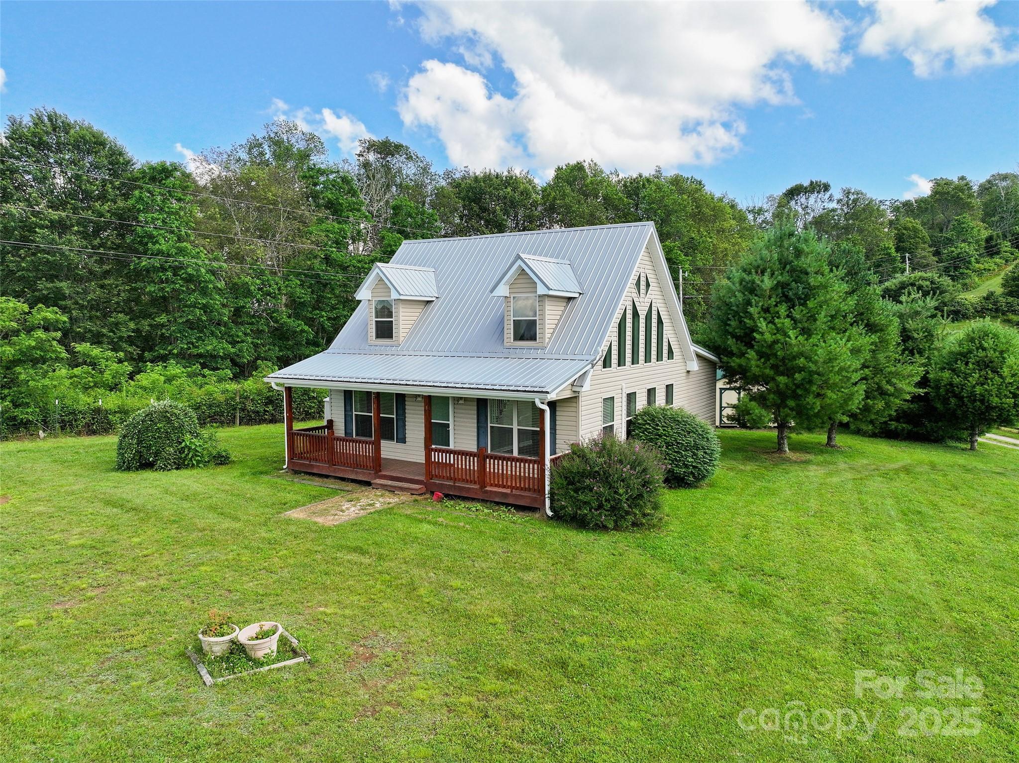 Property Photo:  715 Windswept Ridge Road  NC 28716 