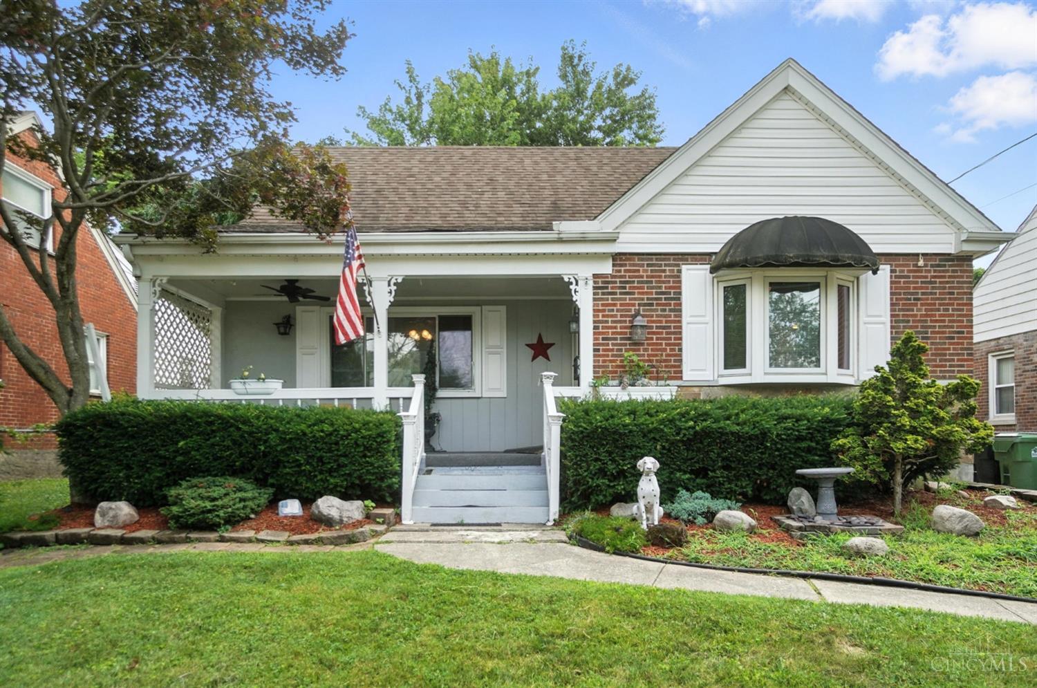 Property Photo: 3760 Feldkamp Avenue OH 45211