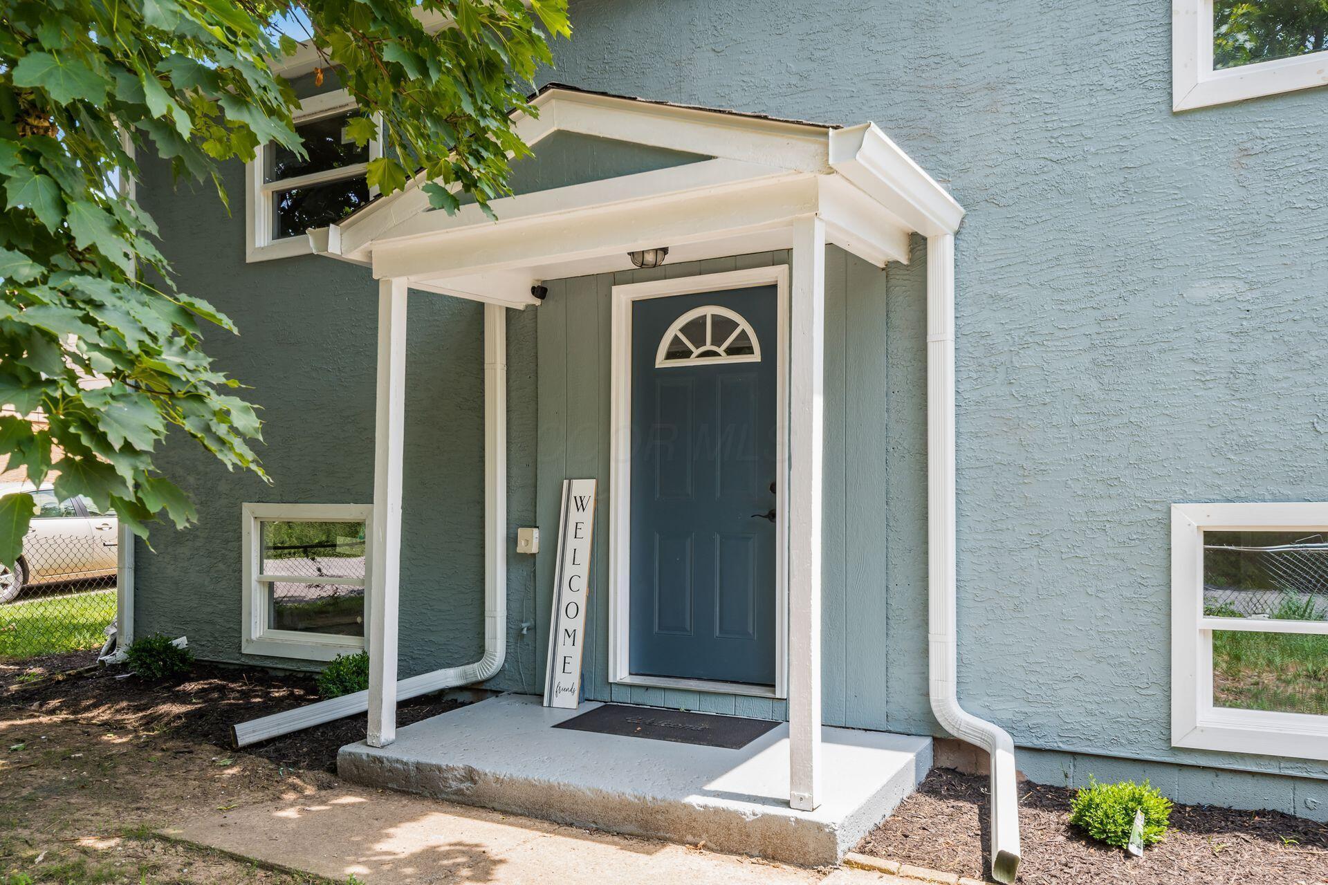 Property Photo: 226 N Southampton Avenue OH 43204