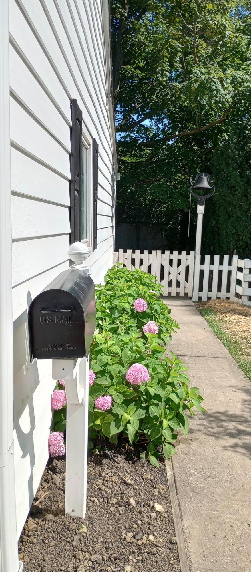 Property Photo: 1512 College Hill Drive OH 43221