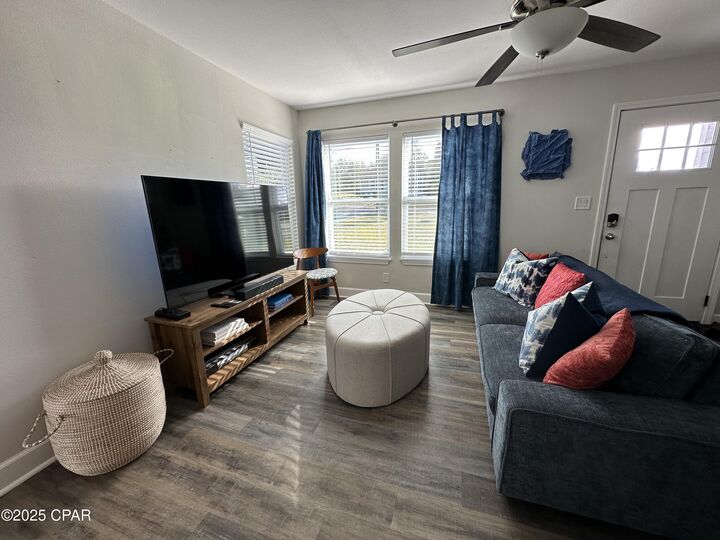 Property Photo: 1303 E 2nd Court FL 32401