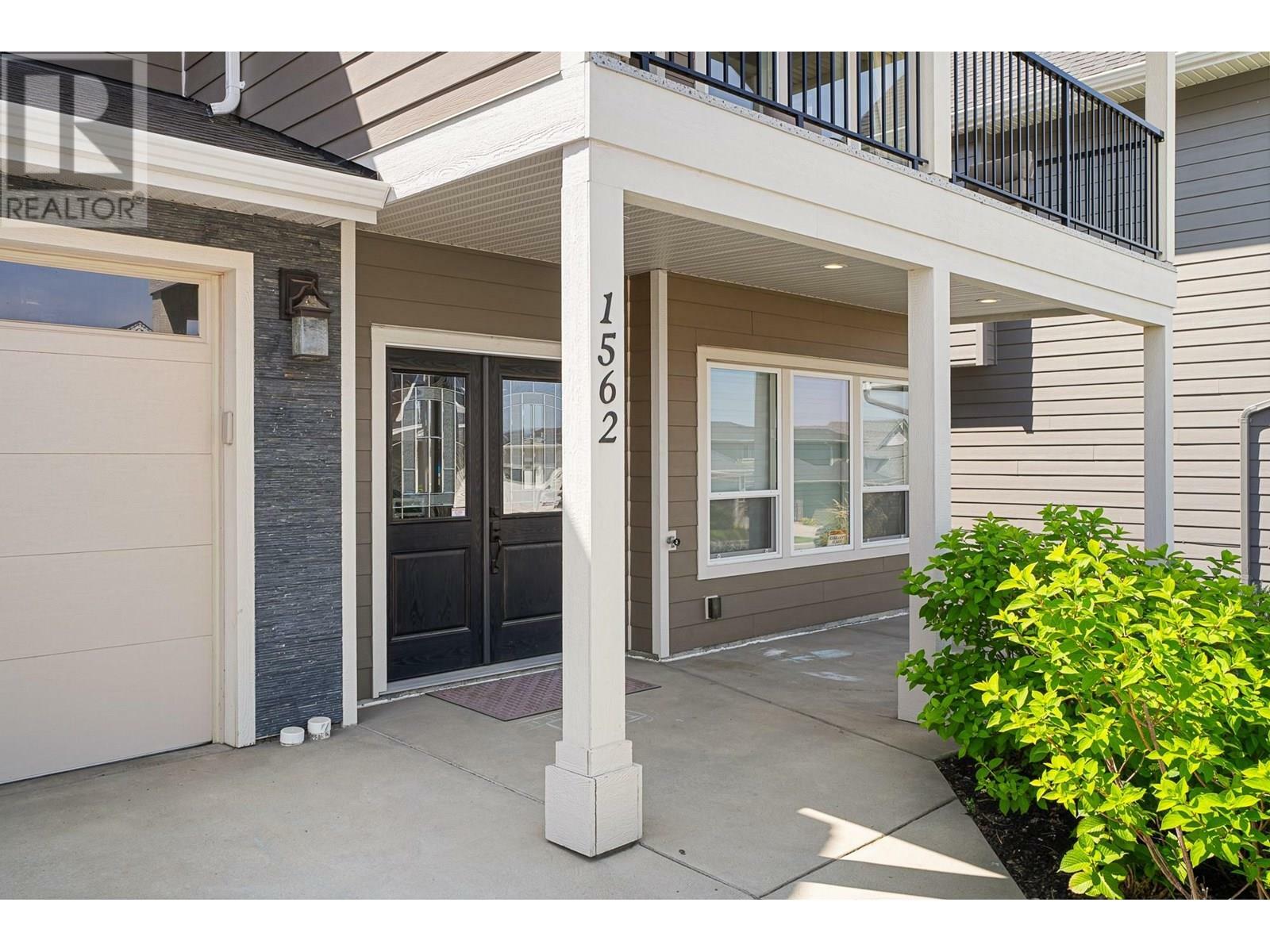 Property Photo: 1562 Emerald Drive BC V2E 0C4