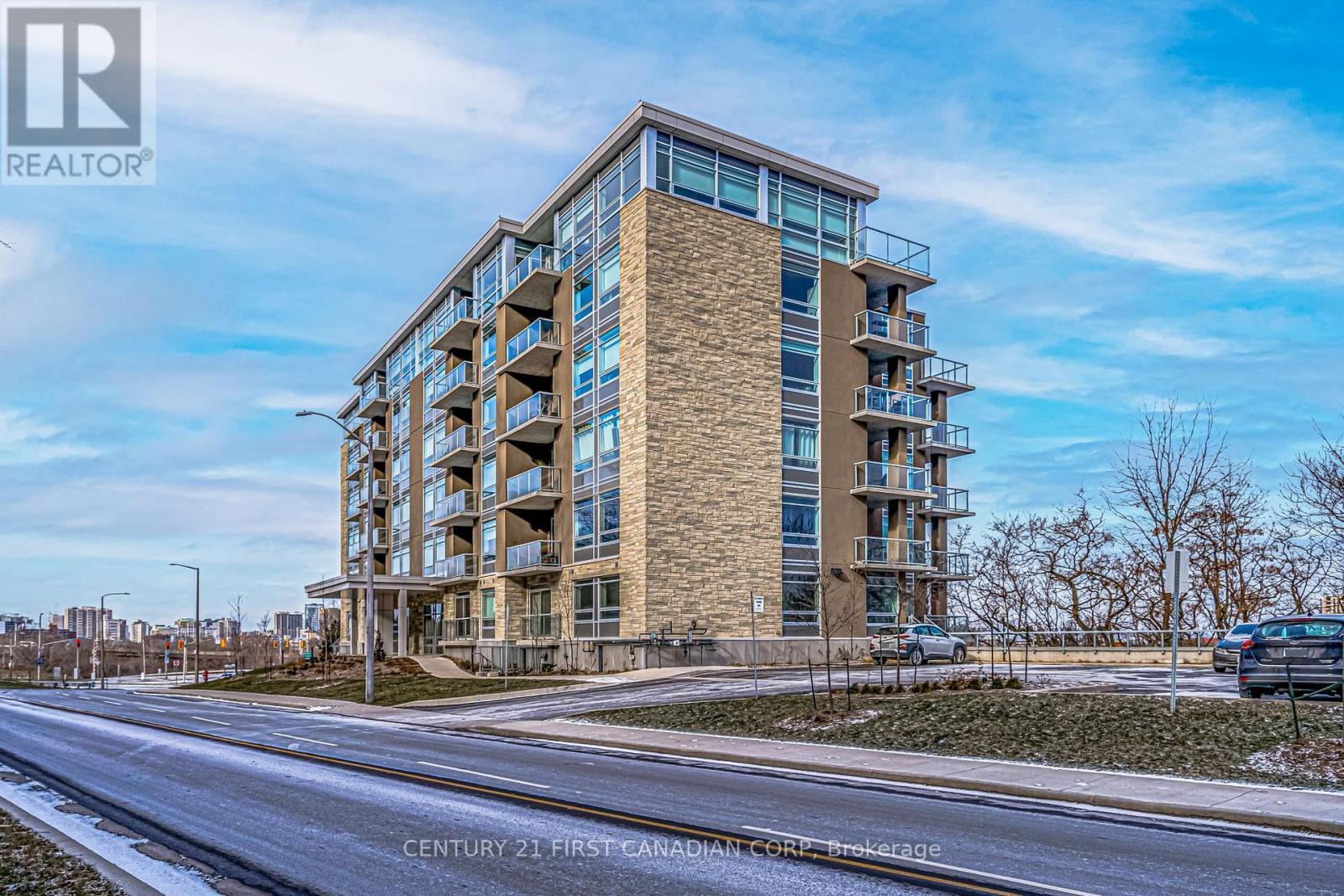 455 Charlton Avenue 103  Hamilton (Stinson) ON L8N 0B2 photo