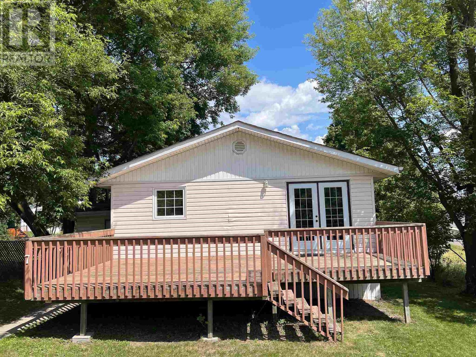 7 Mascott Ave  Kenora ON P9N 3A1 photo