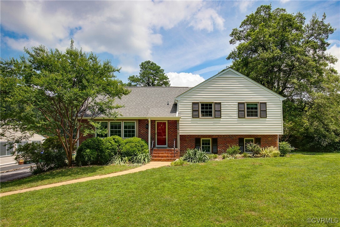 Property Photo: 3911 Garden Road VA 23235