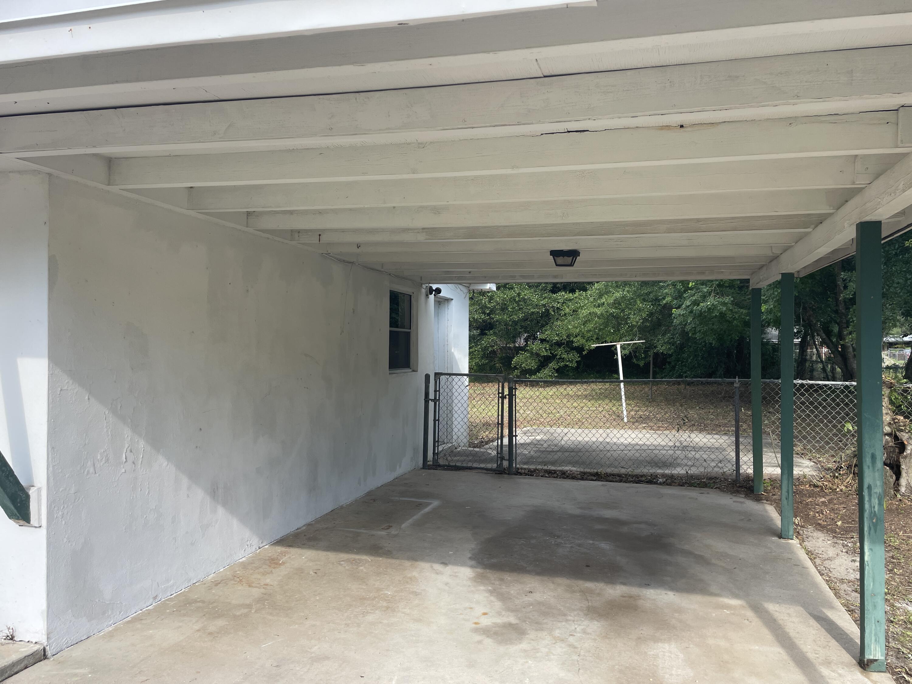 Property Photo:  129 Bryn Mawr Boulevard  FL 32569 