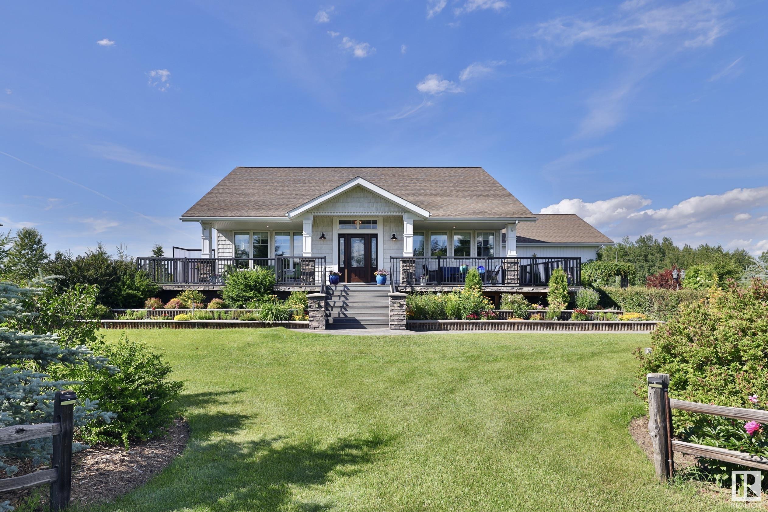 Property Photo: 243050 Twp Road 474 2 AB T0C 1Z0