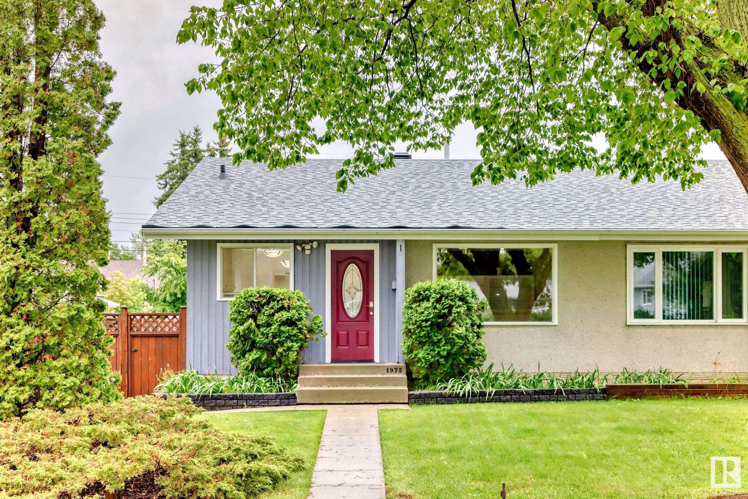 Property Photo: 1975 Bonneville Drive AB T8A 0X4
