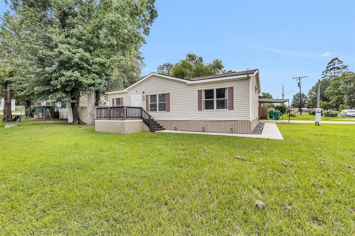 Property Photo: 12969 Aspen Way TX 77318