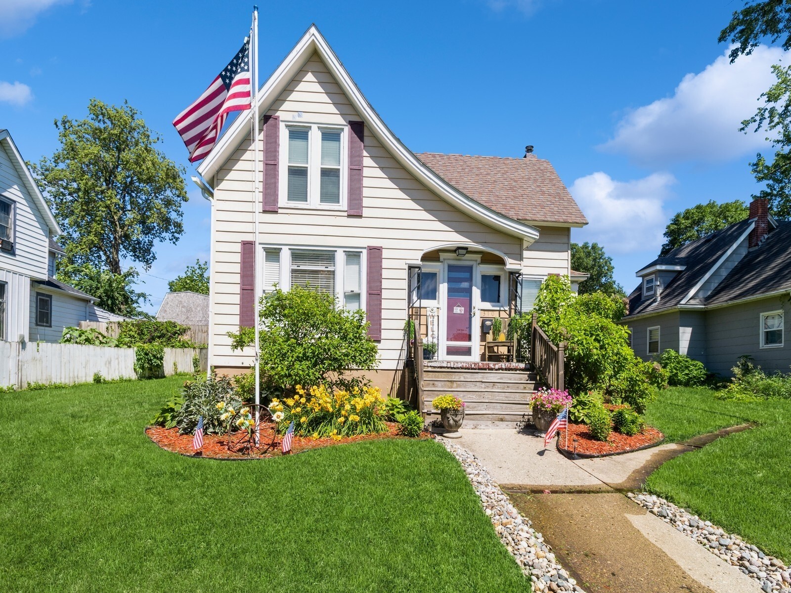 Property Photo: 310 Greene Street IA 50036