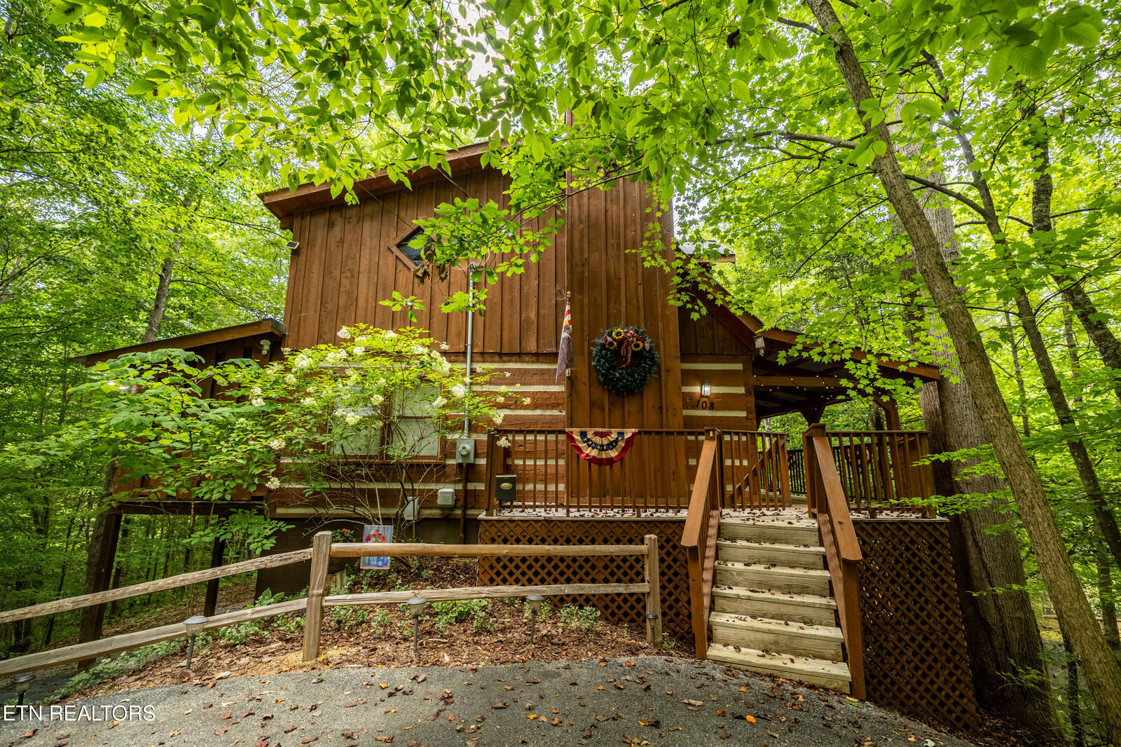 Property Photo:  108 Timberwinds Way  TN 37882 