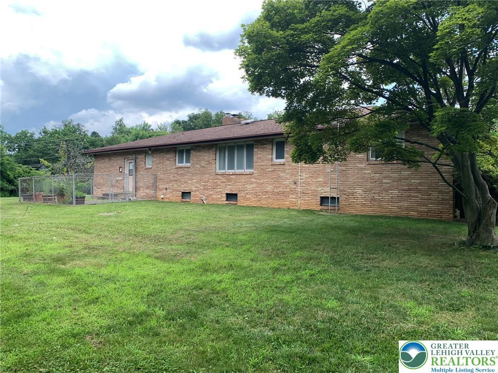 Property Photo: 4395 E Texas Road PA 18103