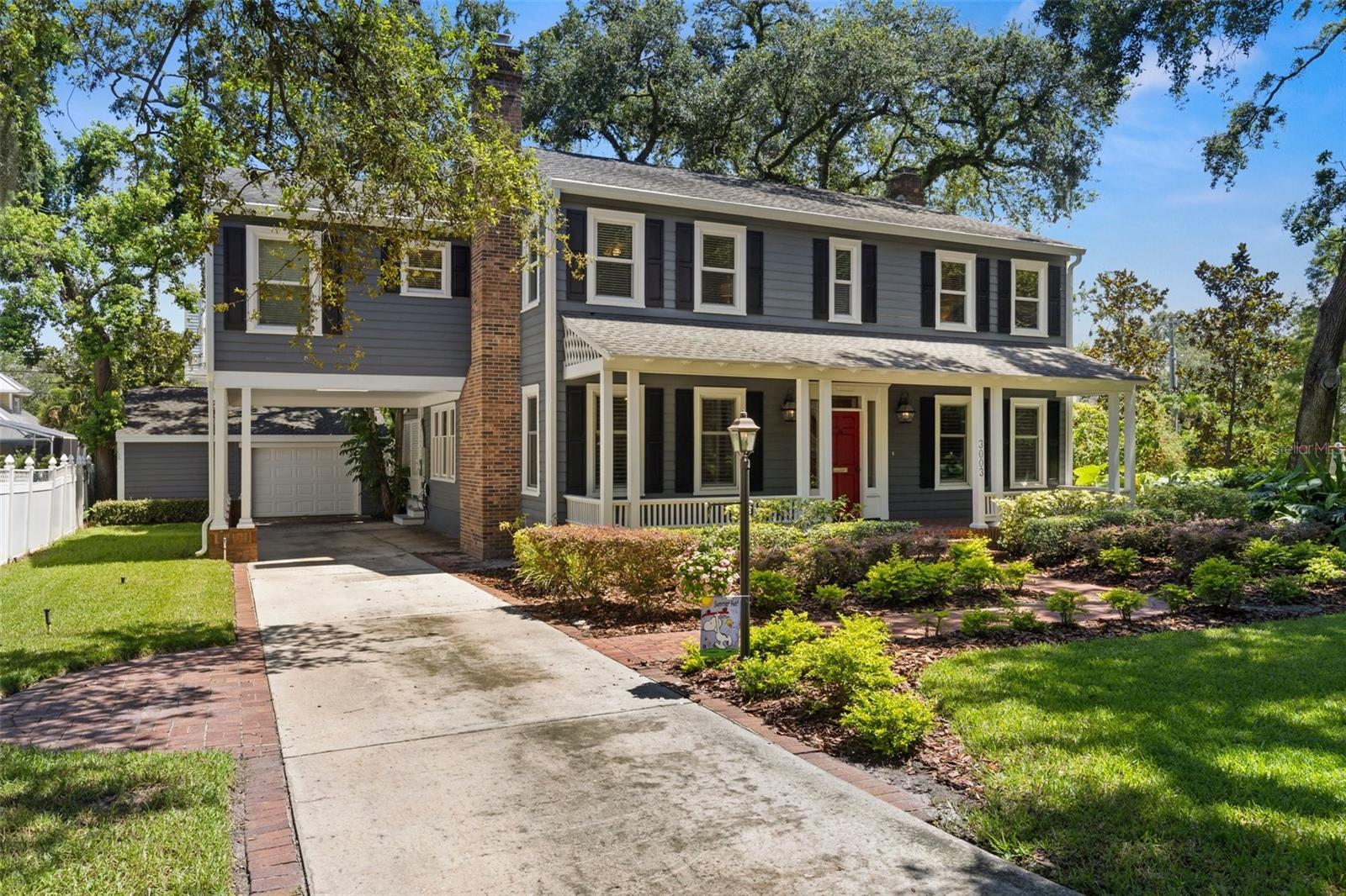 Property Photo: 3003 W Villa Rosa Park FL 33611