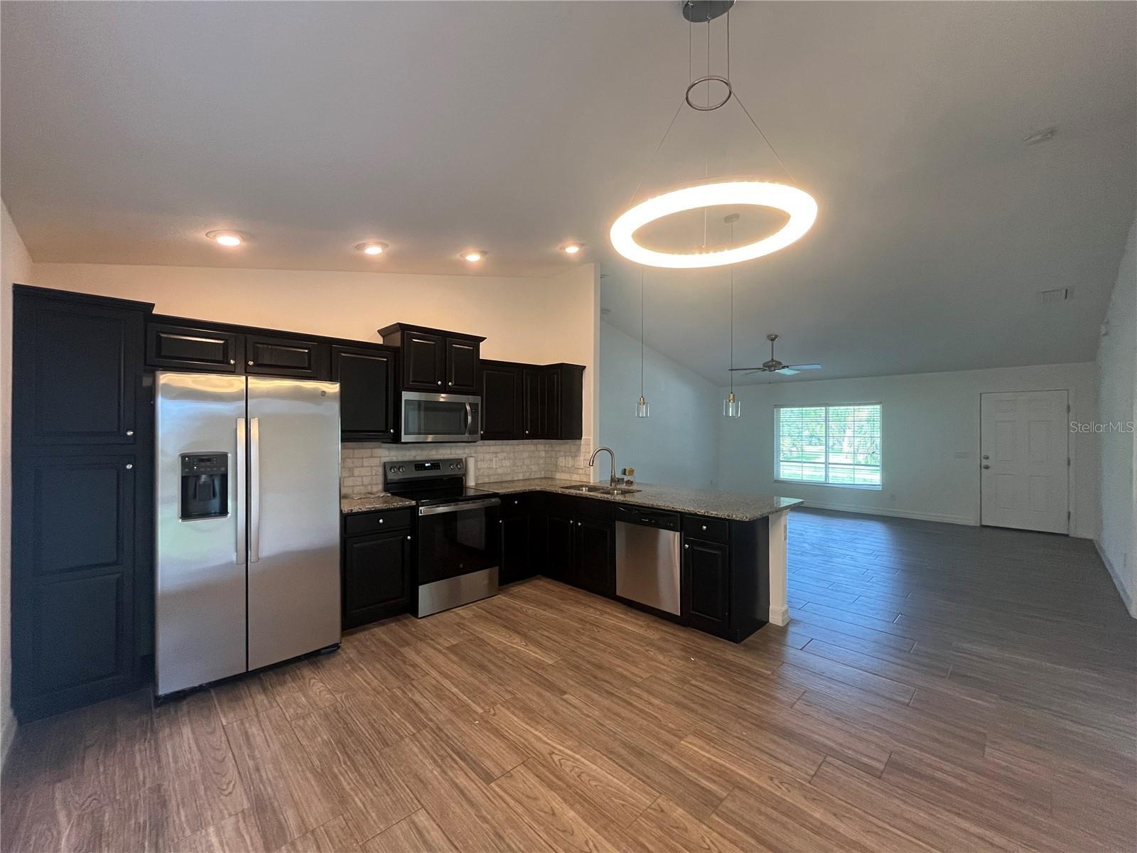 Property Photo: 1370 McCrory Street FL 34286