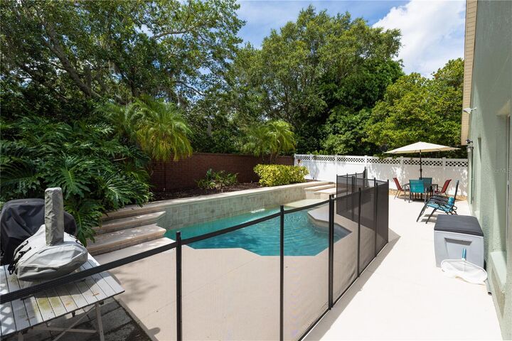 Property Photo:  643 Blenheim Loop  FL 32708 