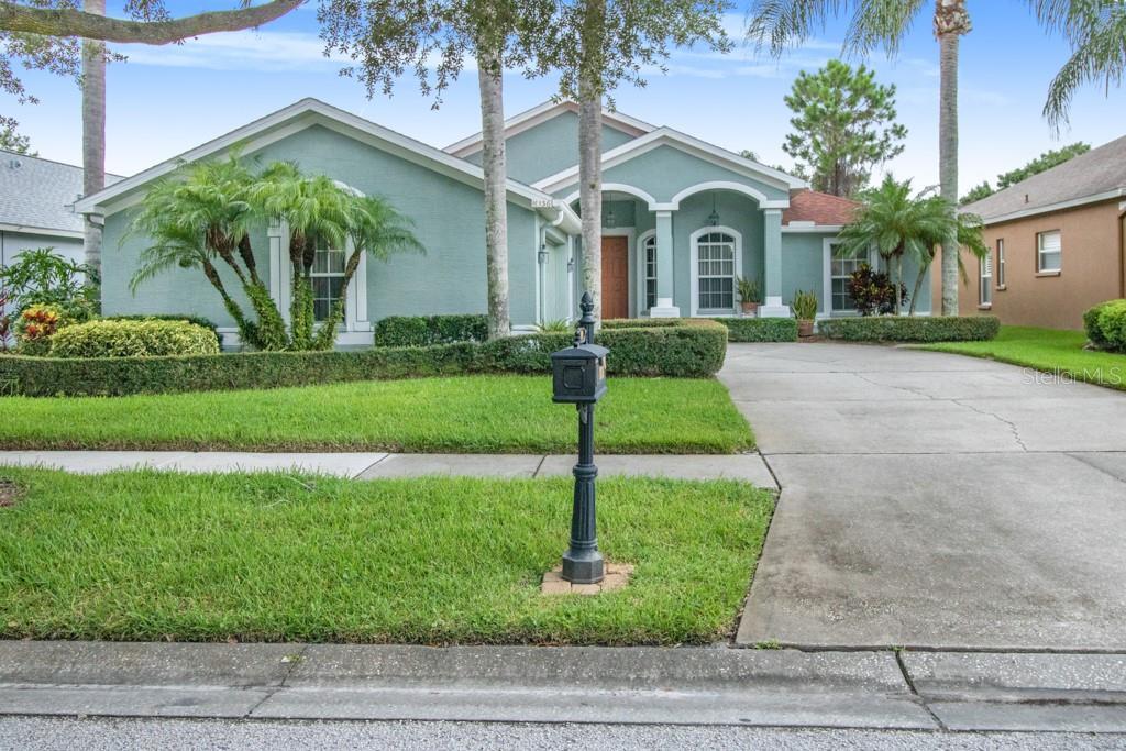 Property Photo: 10136 Kingsbridge Avenue FL 33626