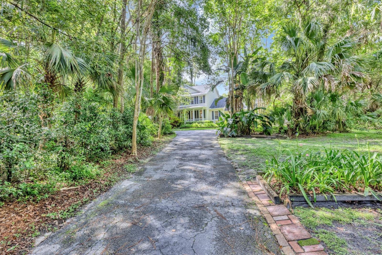 Property Photo: 914 Elysium Boulevard FL 32757