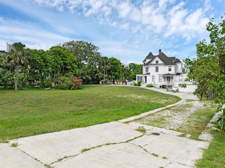 Property Photo:  1000 S Peninsula Drive  FL 32118 