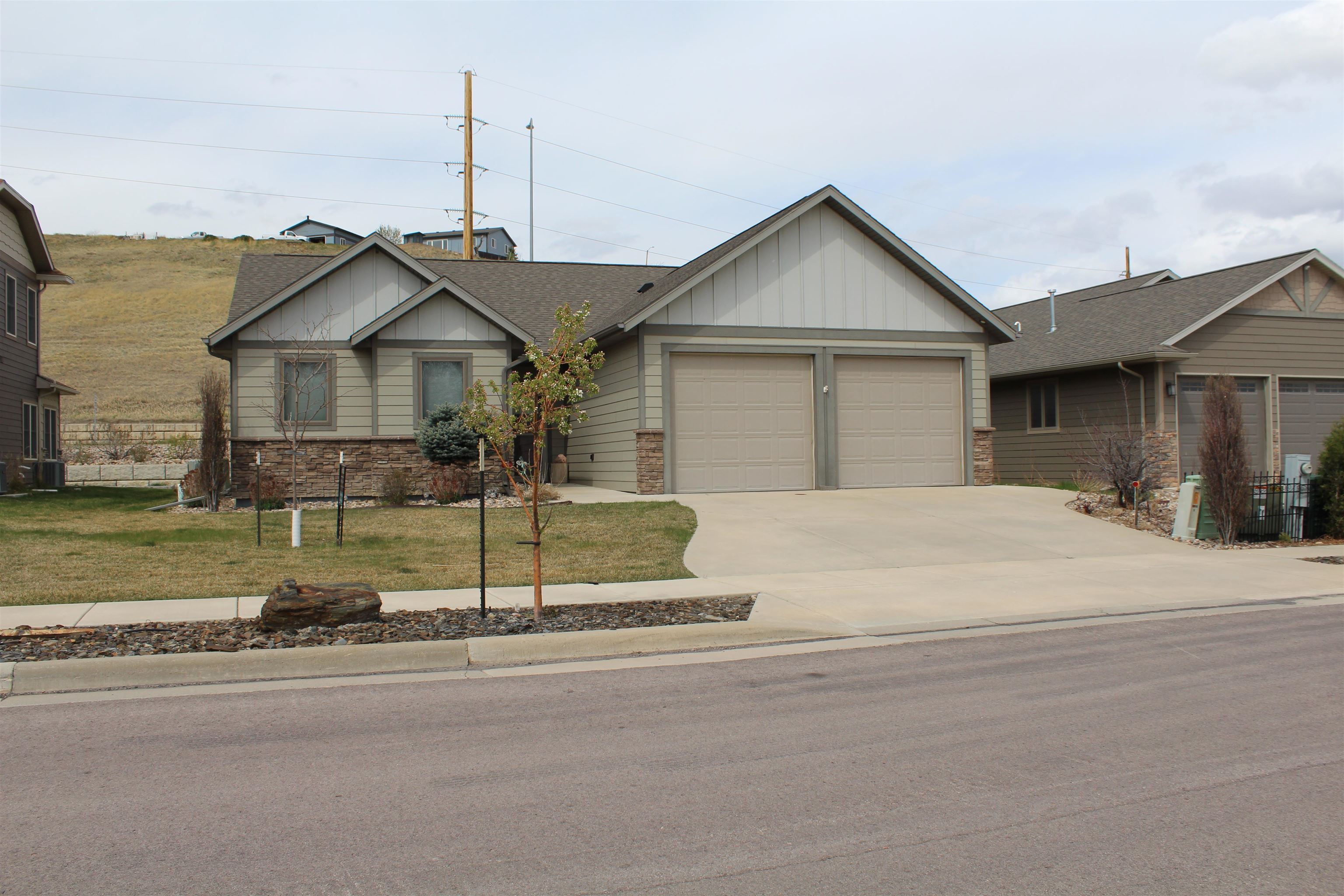 Property Photo:  1114 Settlers Creek Place  SD 57701 