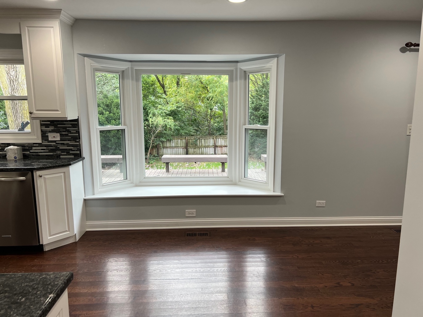Property Photo: 926 Aspen Drive IL 60148