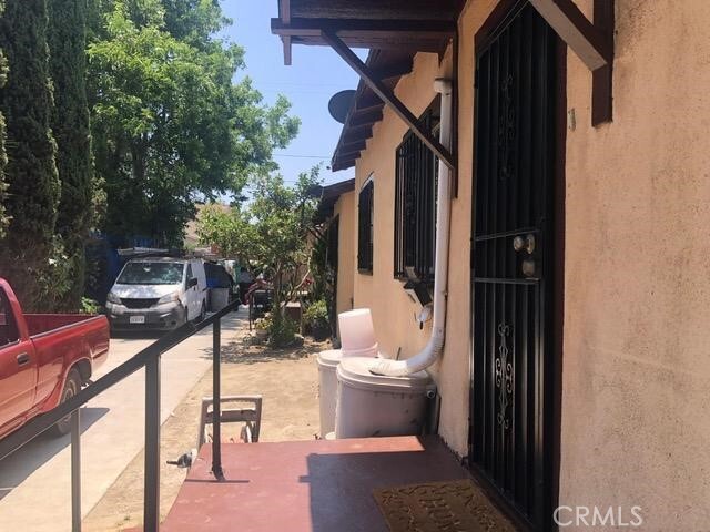 Property Photo: 1350 E 43rd Street CA 90011