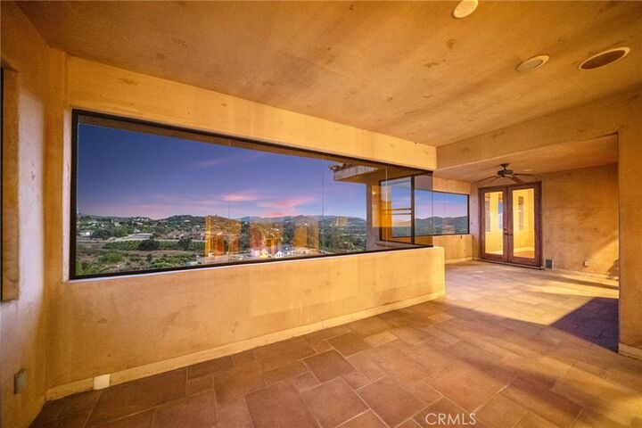 Property Photo:  37654 Calle De Lobo  CA 92562 