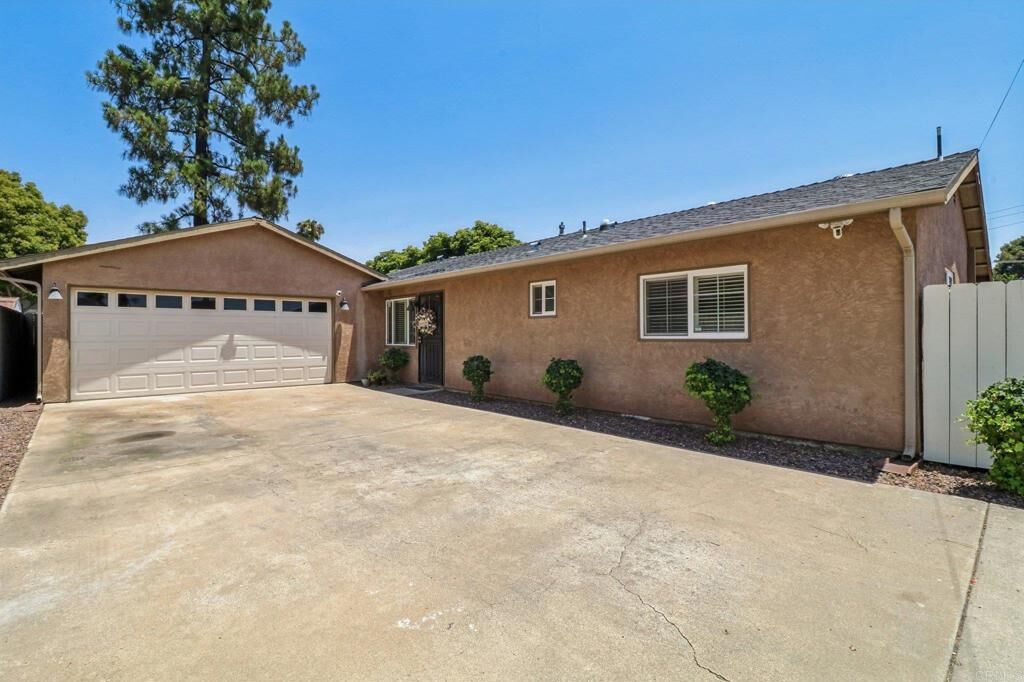 Property Photo: 1163 Peach Avenue CA 92021