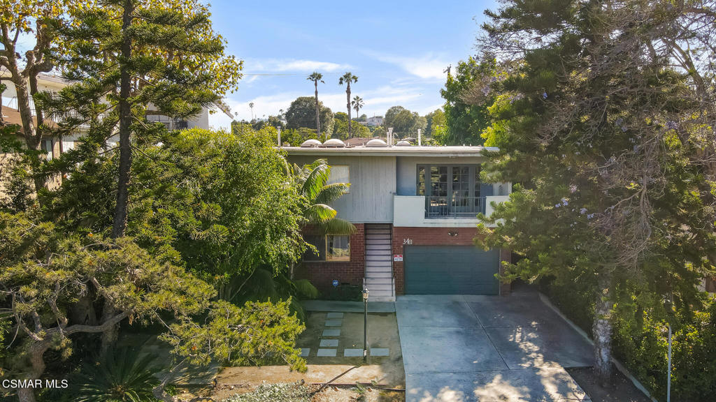 Property Photo: 3411 McLaughlin Avenue CA 90066