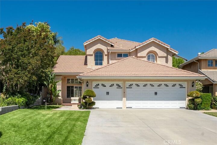 Property Photo: 25623 Frost Lane CA 91381