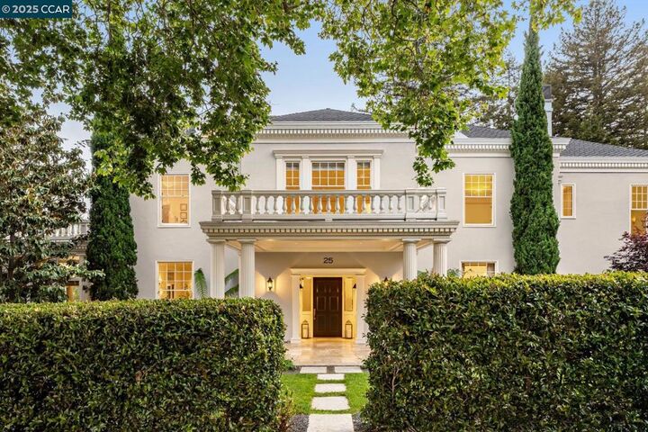 Property Photo: 25 Crocker Ave CA 94611