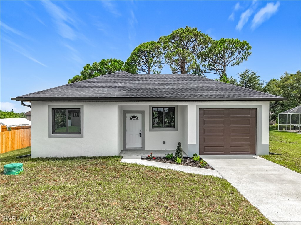 Property Photo: 3705 8 Street SW FL 33976