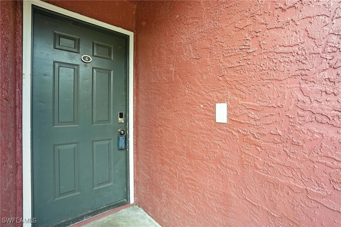 Property Photo: 201-5 Santa Clara Drive 201 FL 34104