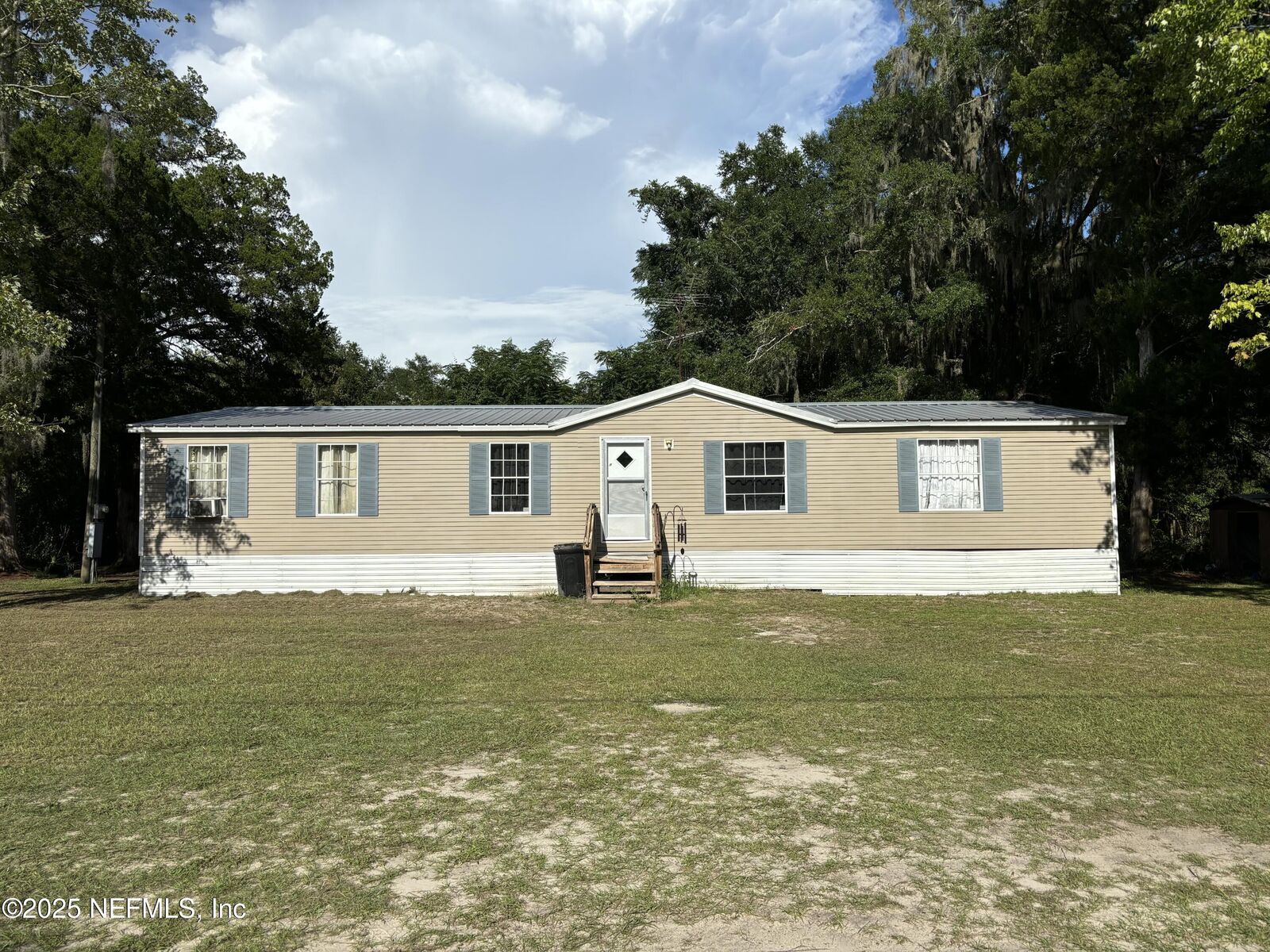 Property Photo: 116 Gary Drive FL 32177