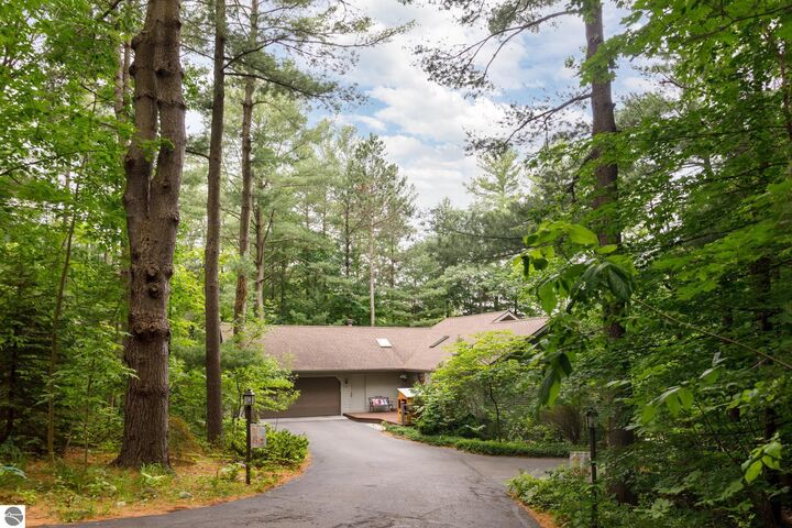 Property Photo: 7211 Logan Lane MI 49686