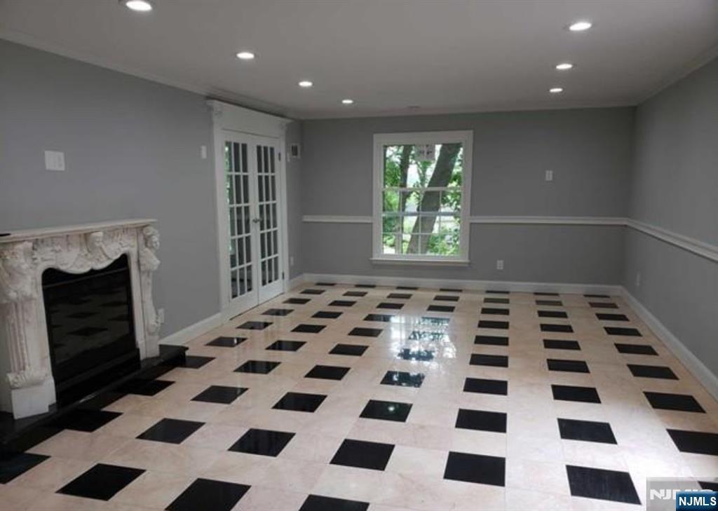 Property Photo:  96 Heights Road  NJ 07652 