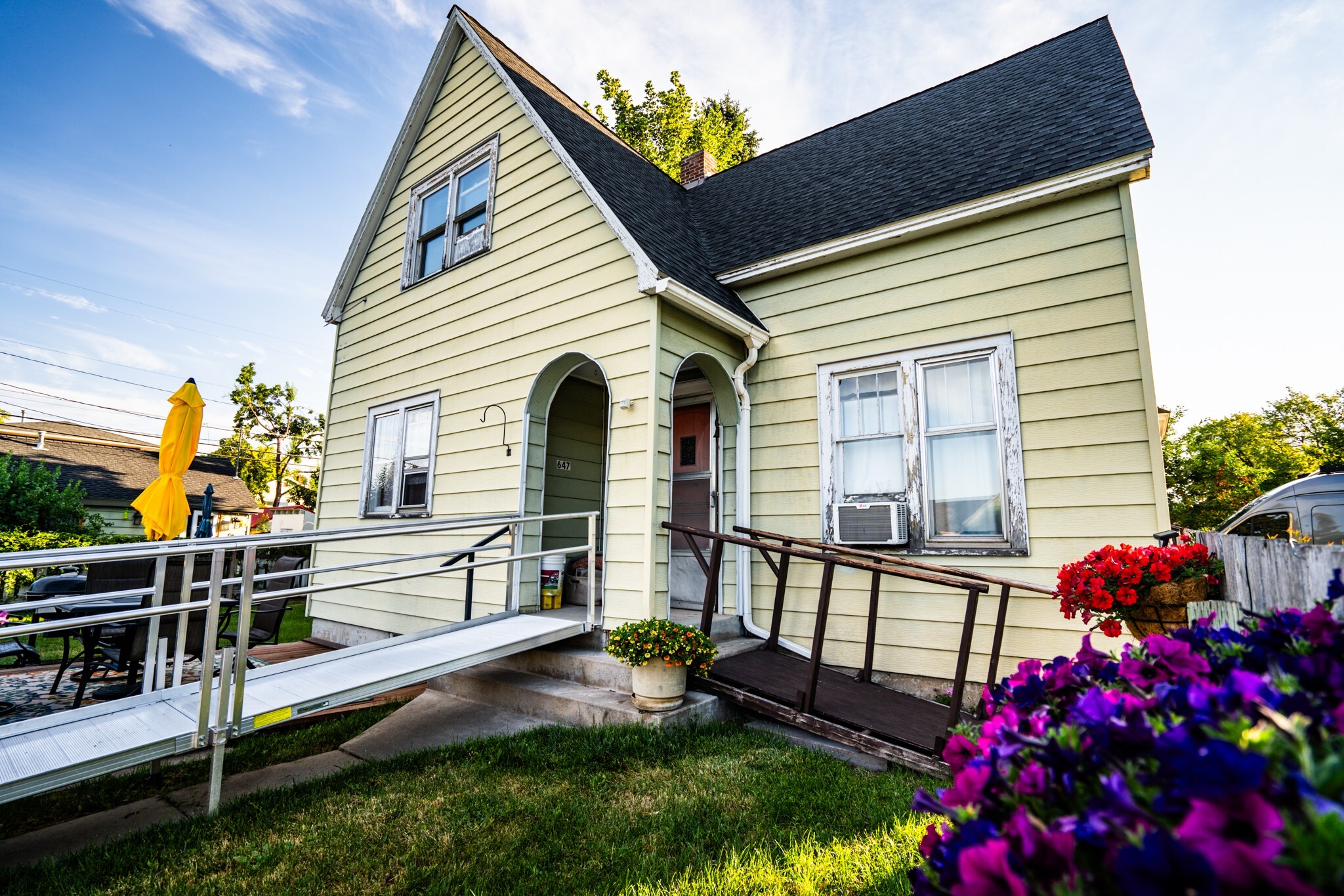 Property Photo: 647 & 647 1/2 Woodford Street MT 59801